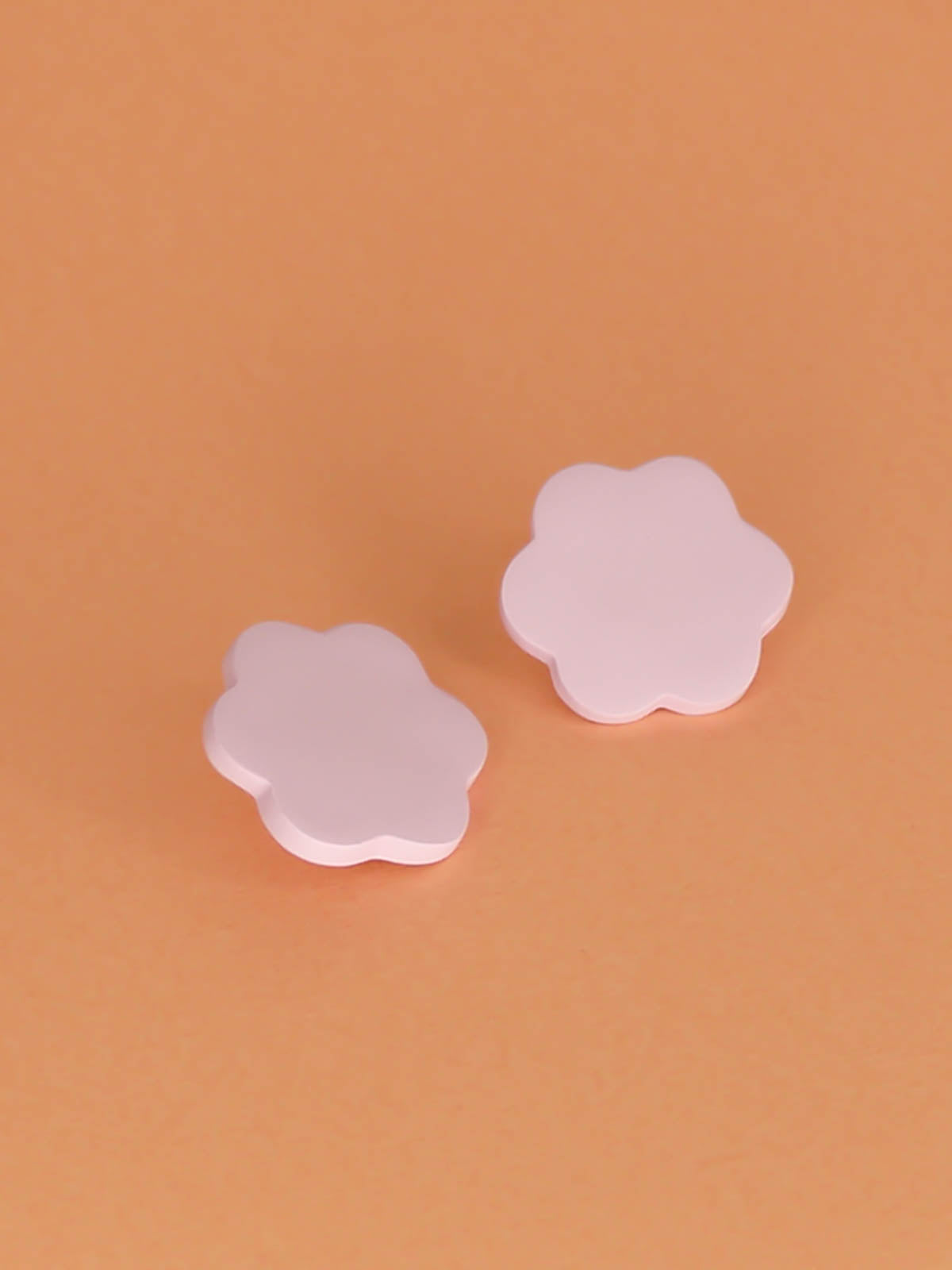 Soft pastel lilac flower stud earrings