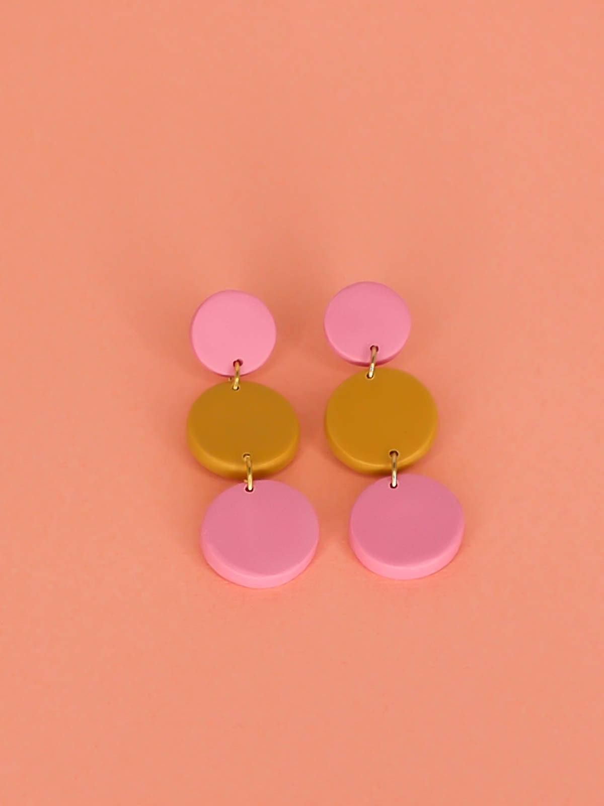 Lightweight deals statement earrings